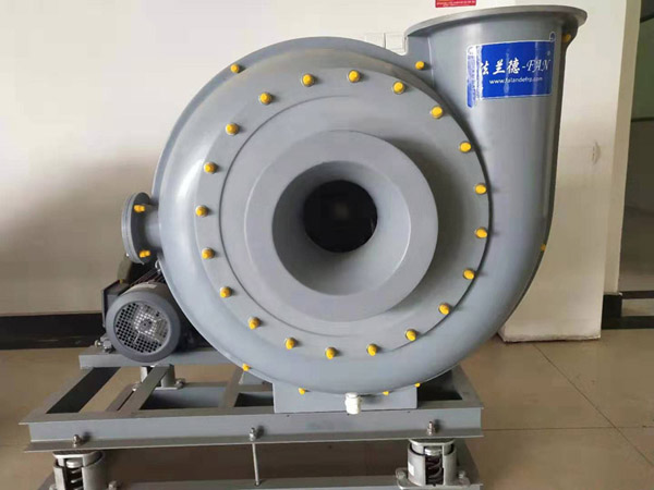 低溫環境下風力機葉片繞組問題